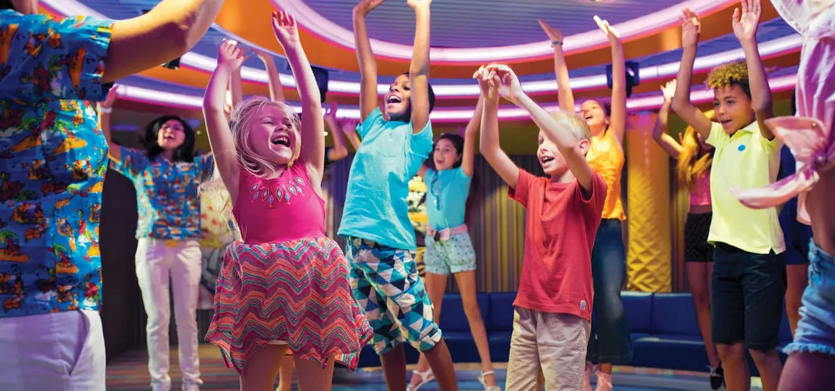 4- SQUOK CLUB & TEEN ZONE <br>L'ESPACE FUN DES ENFANTS ET ADOS