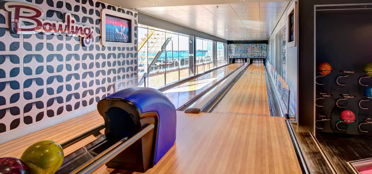 2- FULL-SIZE BOWLING ALLEY <br> STRIKES AND RELAXATION AT SEA