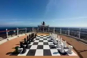 Jeu de palets et échecs