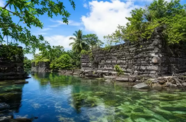 À Pohnpei