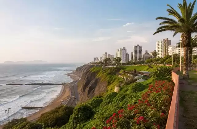 À Lima