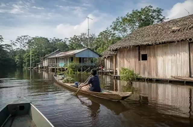 Riverside villages