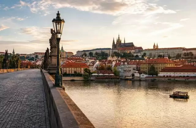 Prague before or after the cruise