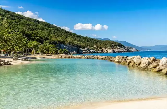 Columbus Cove