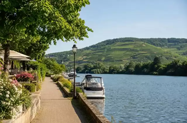 Remich promenade