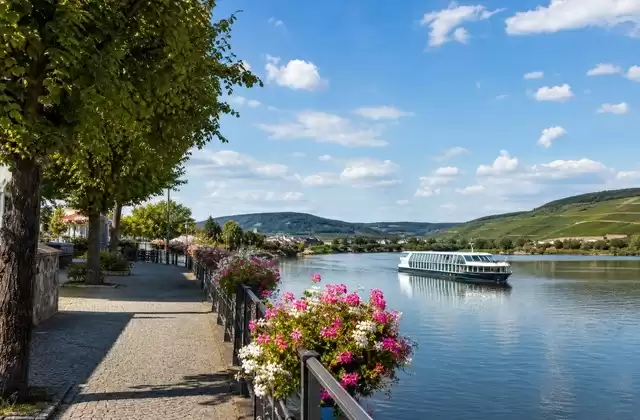 Remich promenade