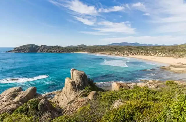 Lokaro Bay