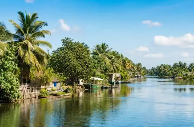 Pangalanes Canal
