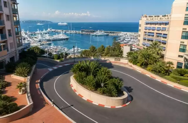 Fairmont Hairpin