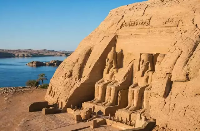 Abu Simbel and the temples of Ramesses II