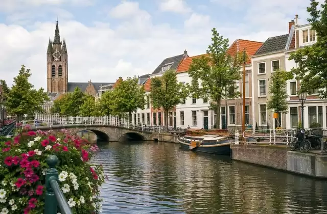 Delft