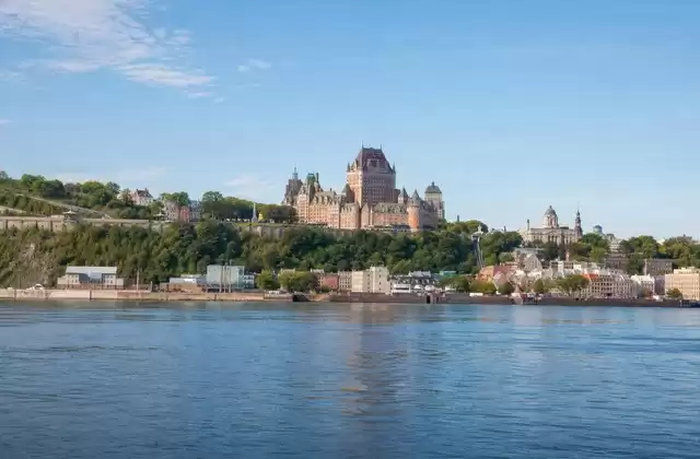Arriving in Quebec City by river