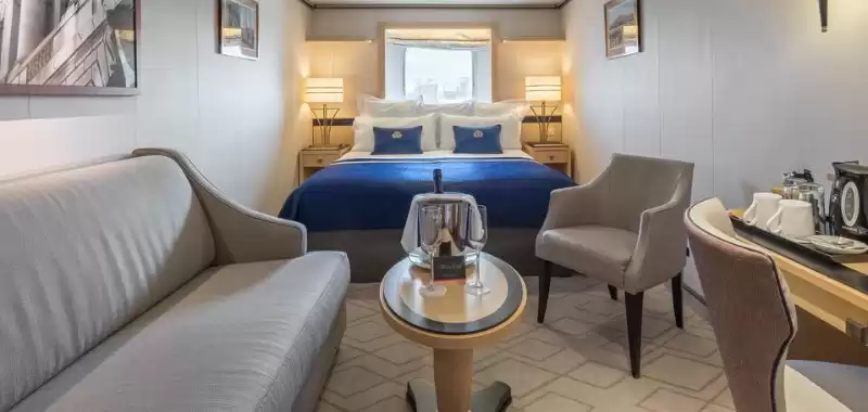 Britannia Exterior Cabin