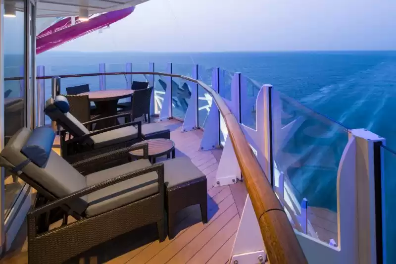 AquaTheater Suite with Large Balcony – 2 Bedroom