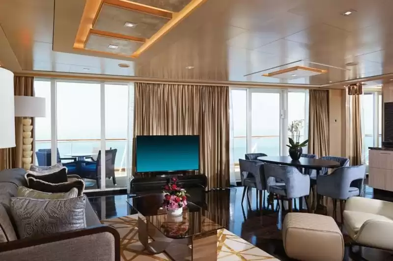 Haven Owner's Suite Deluxe with large balcony