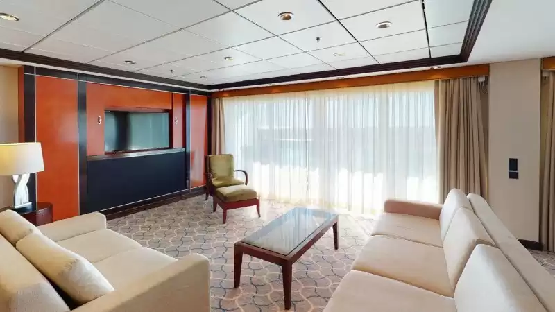 Royal Suite – 1 Bedroom