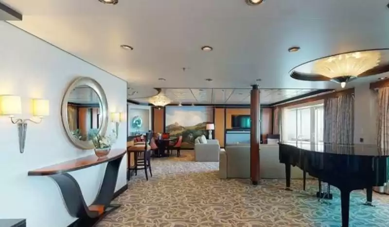 Royal Suite – 1 Bedroom