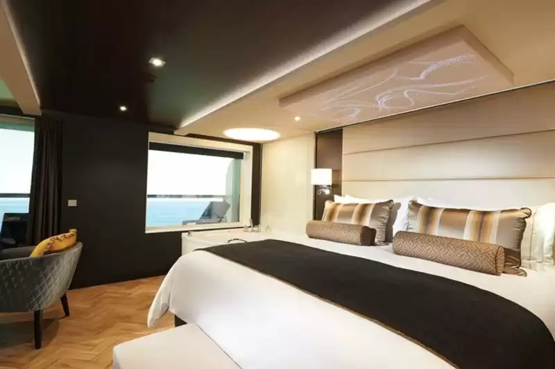 Haven Owner's Suite Deluxe with balcony