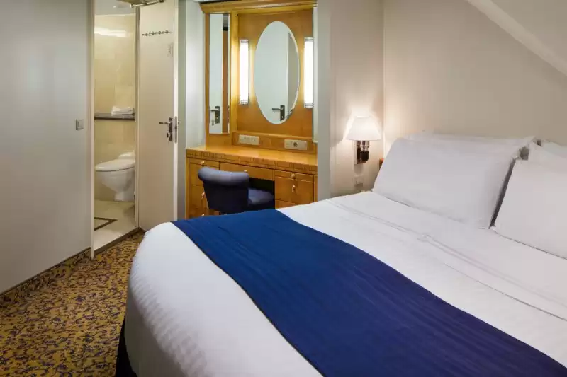 Owner’s Suite – 2 Bedroom